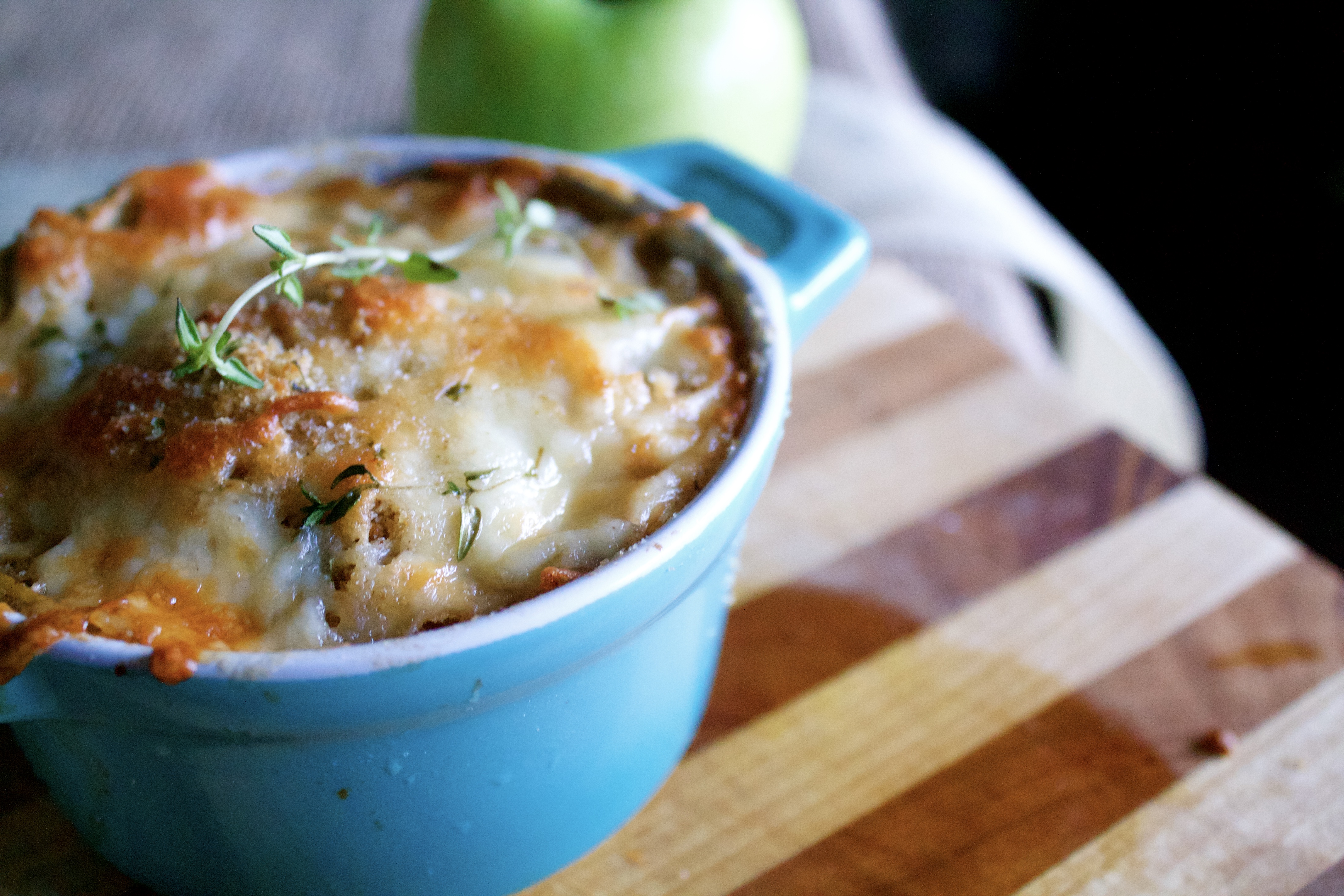Green Apple and White Cheddar Gratin
