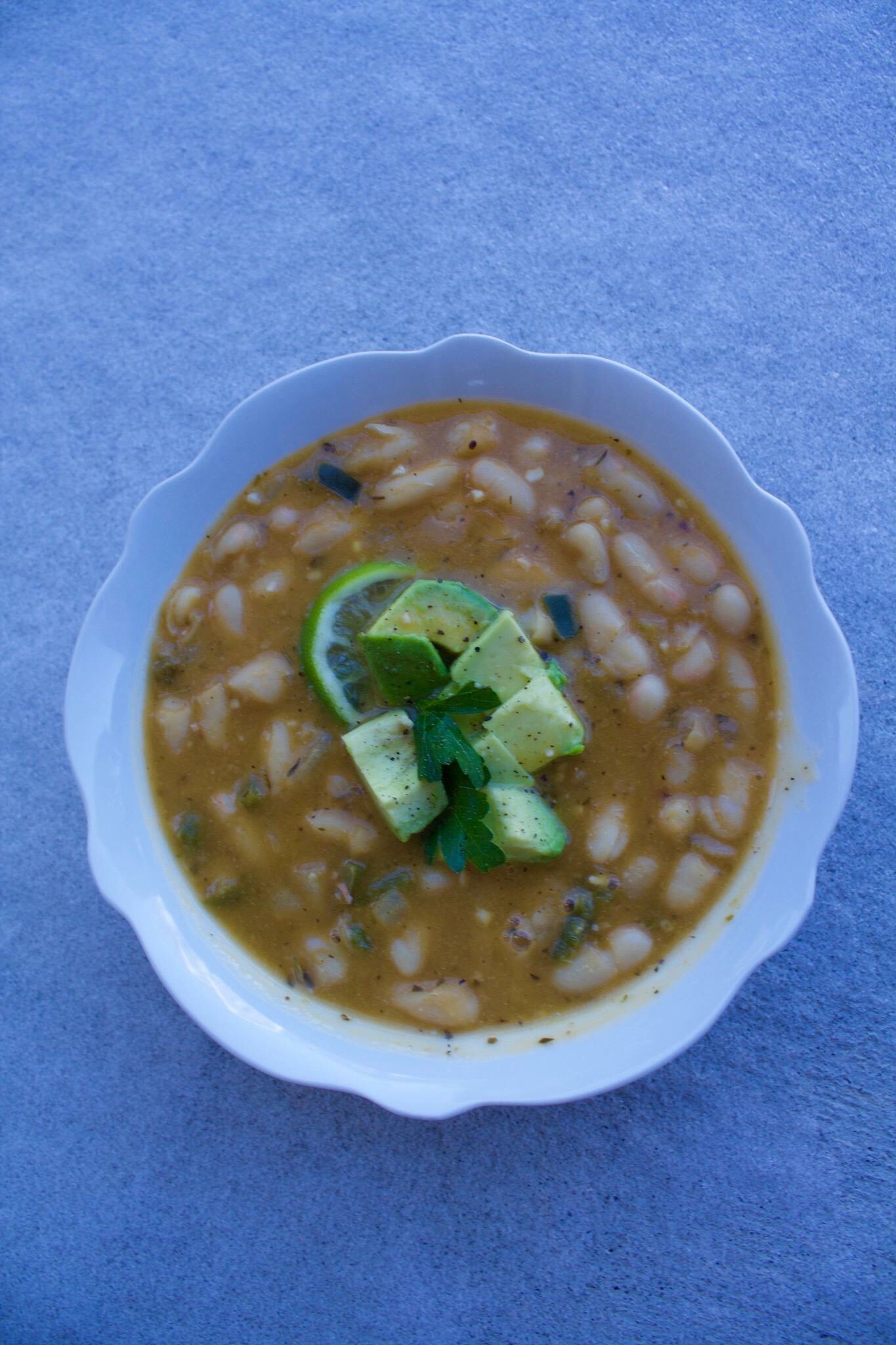 Vegan White Bean Chili in the Snow ❄️