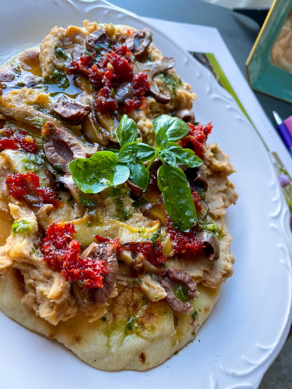 White Bean and Sundried Tomato Pesto Pizza
