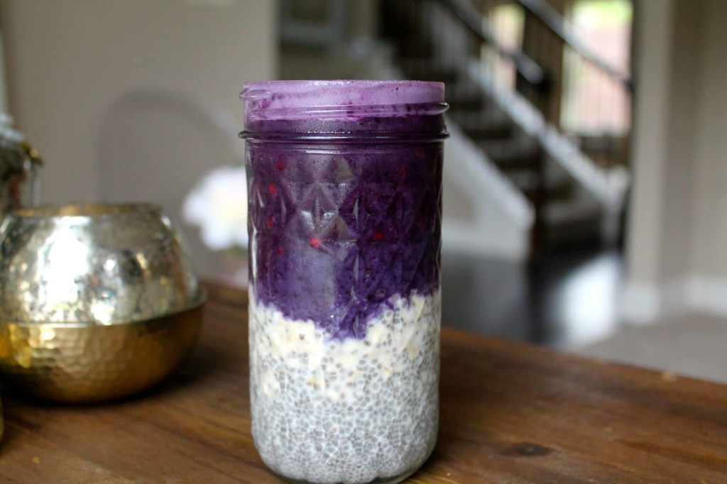 Oats and Chia Seed Pudding with  Blueberry and Coconut&nbsp;Cream